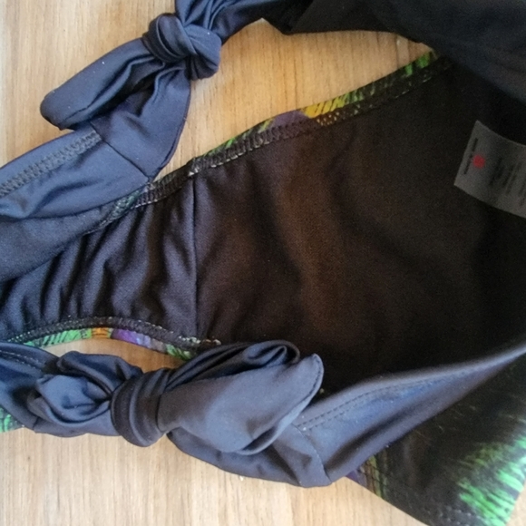 Bikini set - Picture 2 of 4